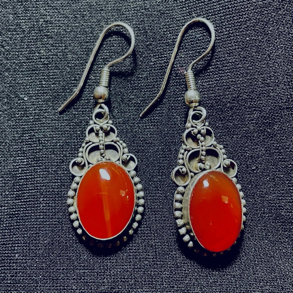 Sterling silver and onyx earrings